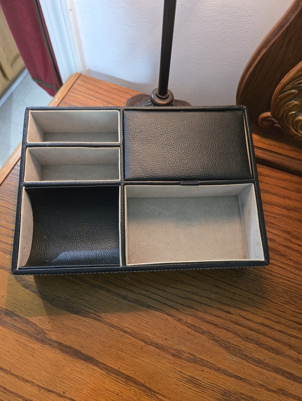 Men's Black Leather Valet Tray Organizer with Multiple Compartments